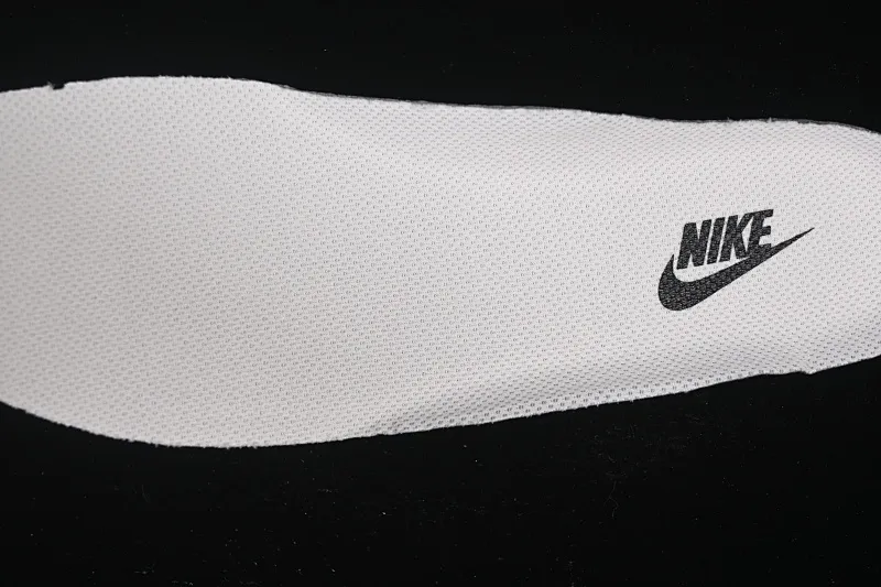 All categories Nk Air Force 1 Air Force series Nk Air Force 1 Low Air Force low-top Nike Air Force 1'07 Low Balenciaga co-branded off-white black hook printing Air Force 1 low-top casual sneakers XD2588-611